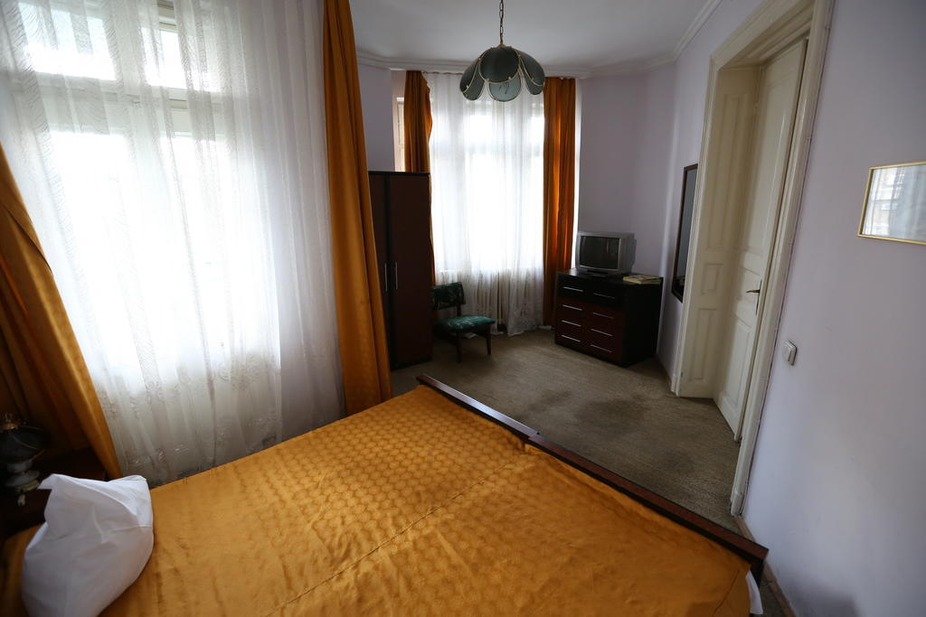 Banat Hotel Bukares Ruang foto