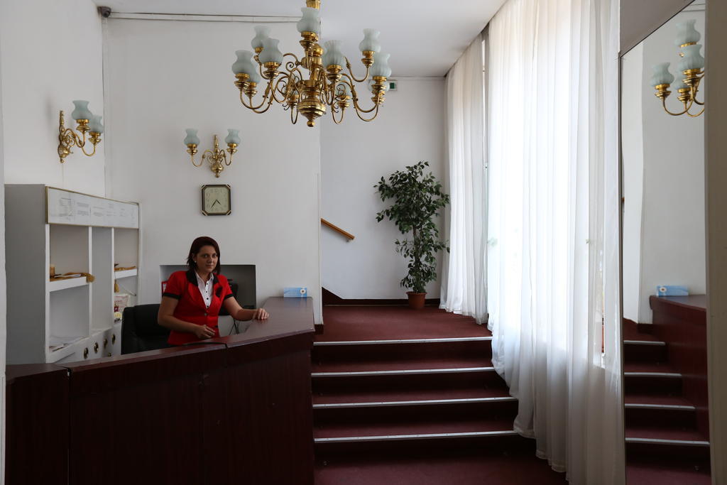 Banat Hotel Bukares Bagian luar foto